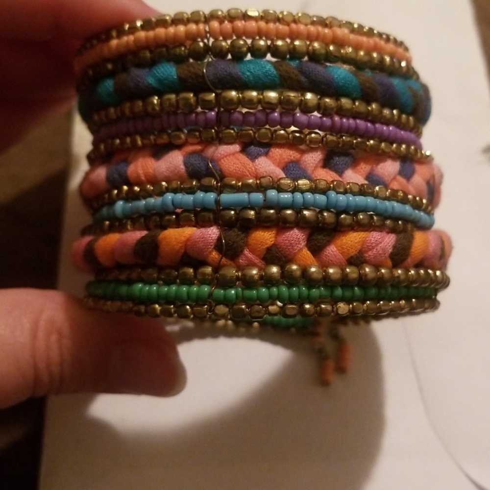 Multi-colored bracelet